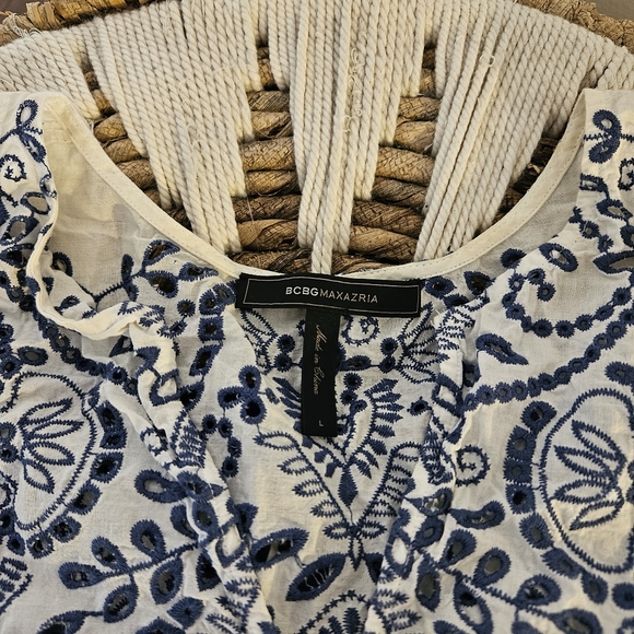 Bcbg top - Picture 6 of 6